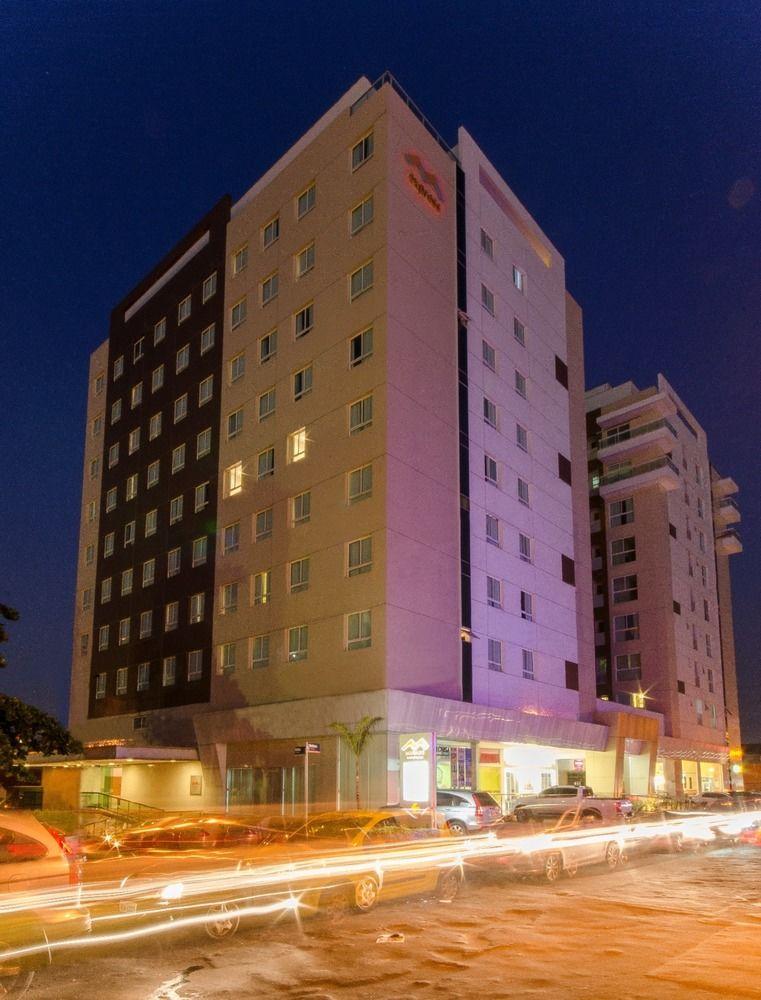 Express Vieiralves Hotel Manaus Exterior foto