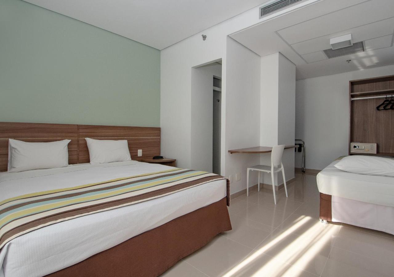Express Vieiralves Hotel Manaus Exterior foto